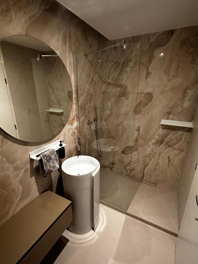 Apartment Luxury Penthouse At The Historical Centre With Free Parking Pressburg