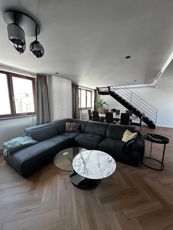 Apartmán Luxury Penthouse At The Historical Centre